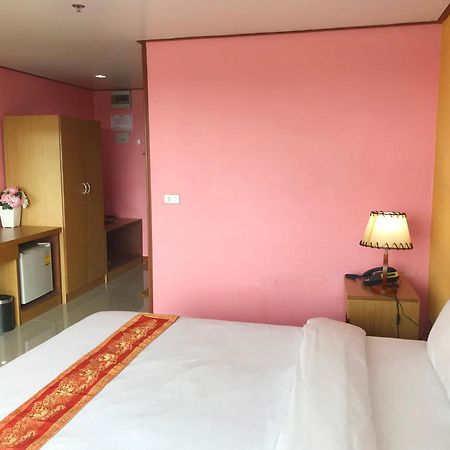 Toh Buk Seng Ayutthaya Hotel Zewnętrze zdjęcie