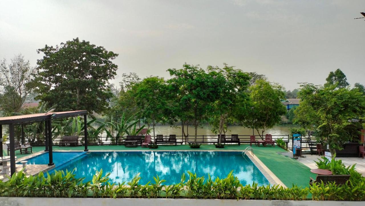 Toh Buk Seng Ayutthaya Hotel Zewnętrze zdjęcie