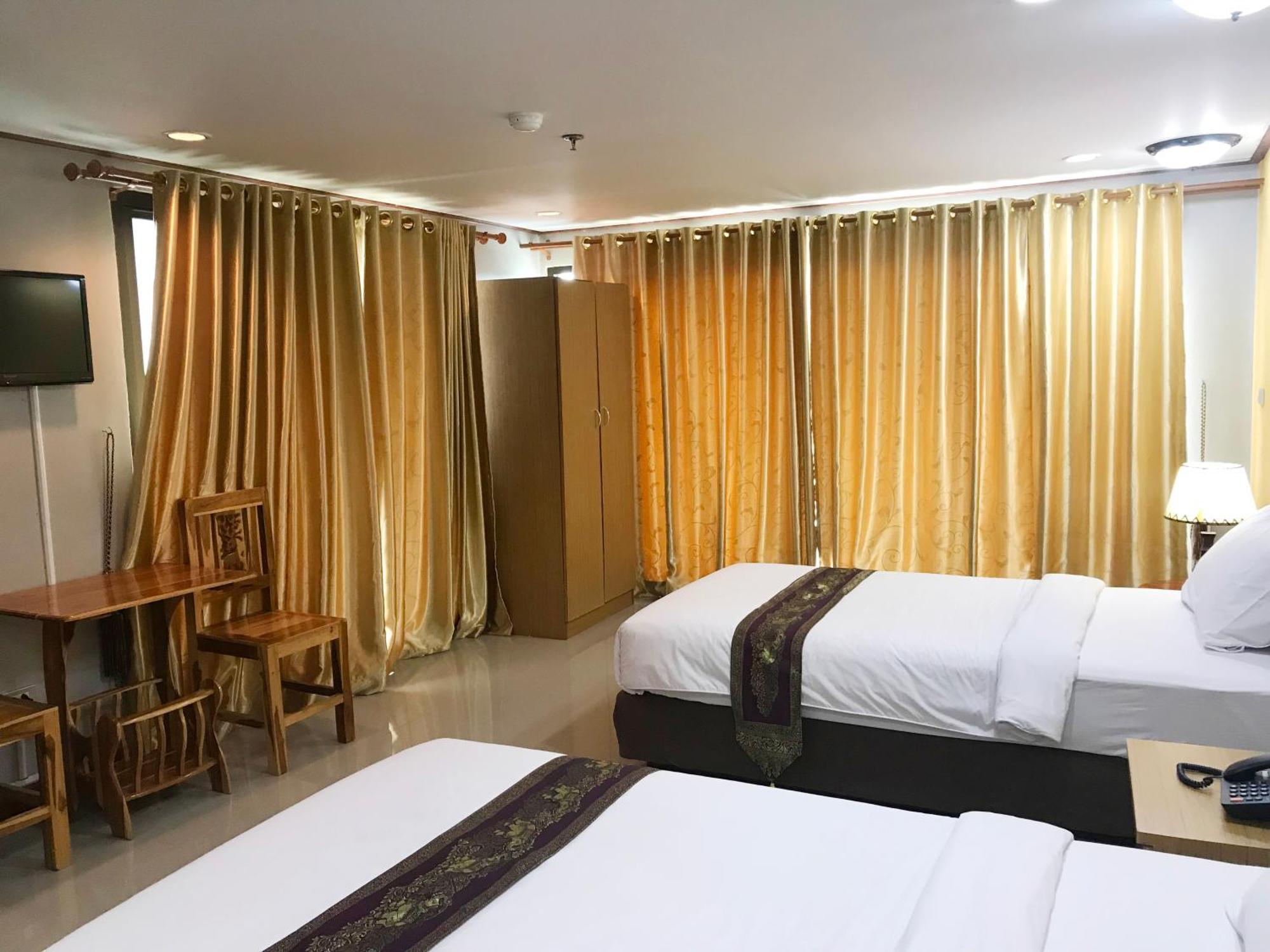Toh Buk Seng Ayutthaya Hotel Zewnętrze zdjęcie