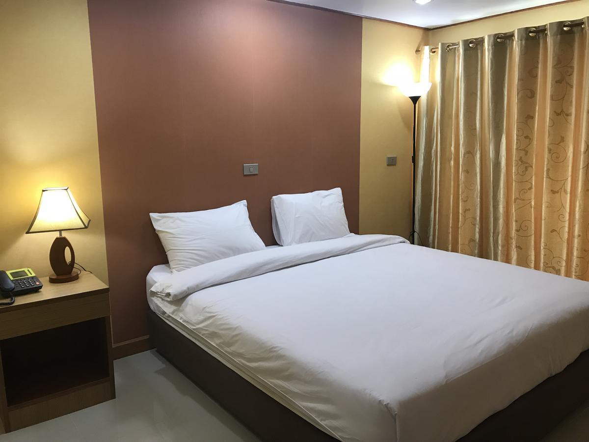Toh Buk Seng Ayutthaya Hotel Zewnętrze zdjęcie