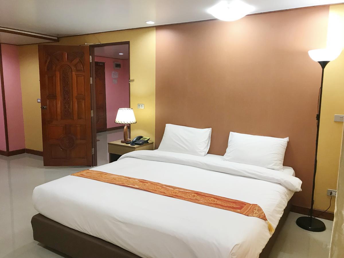 Toh Buk Seng Ayutthaya Hotel Zewnętrze zdjęcie