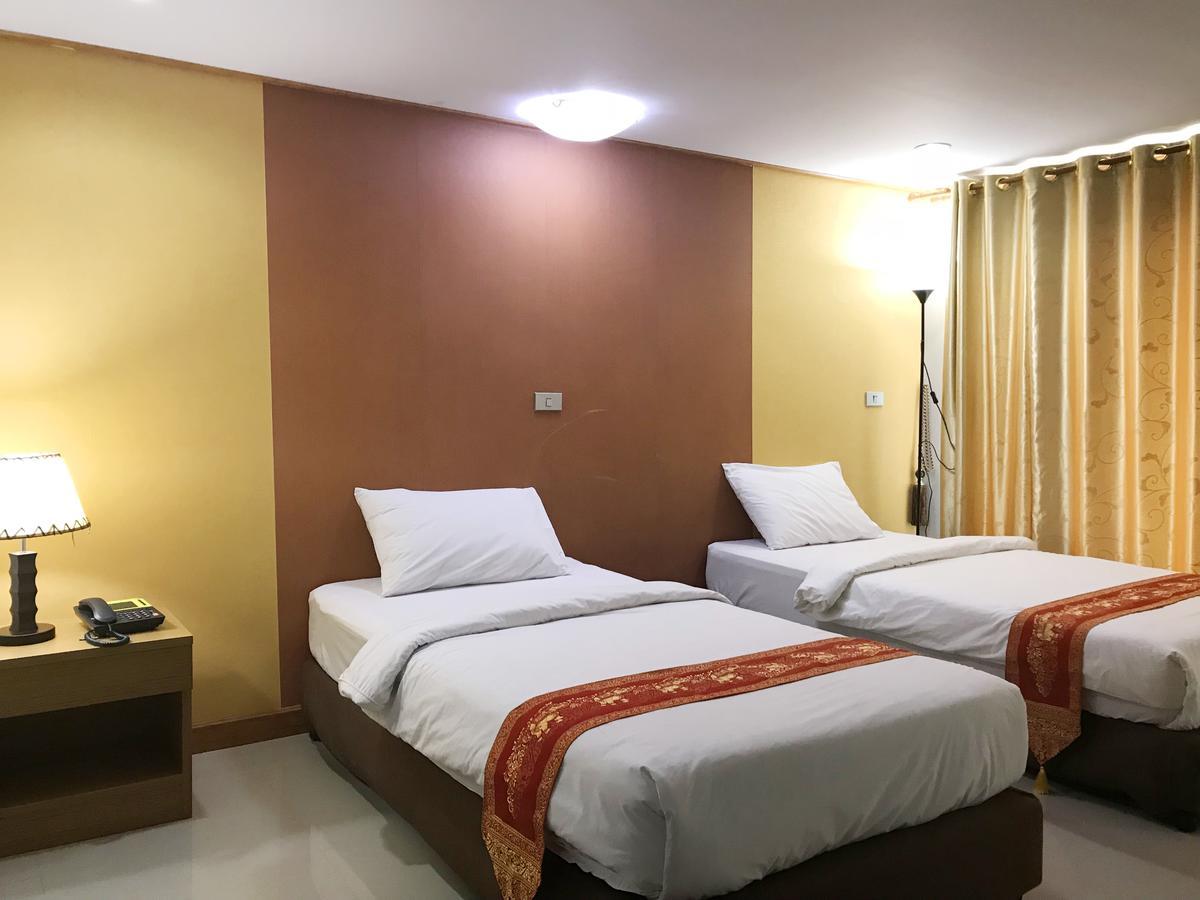 Toh Buk Seng Ayutthaya Hotel Zewnętrze zdjęcie