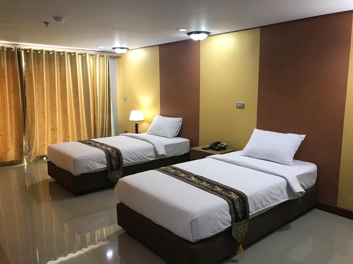 Toh Buk Seng Ayutthaya Hotel Zewnętrze zdjęcie