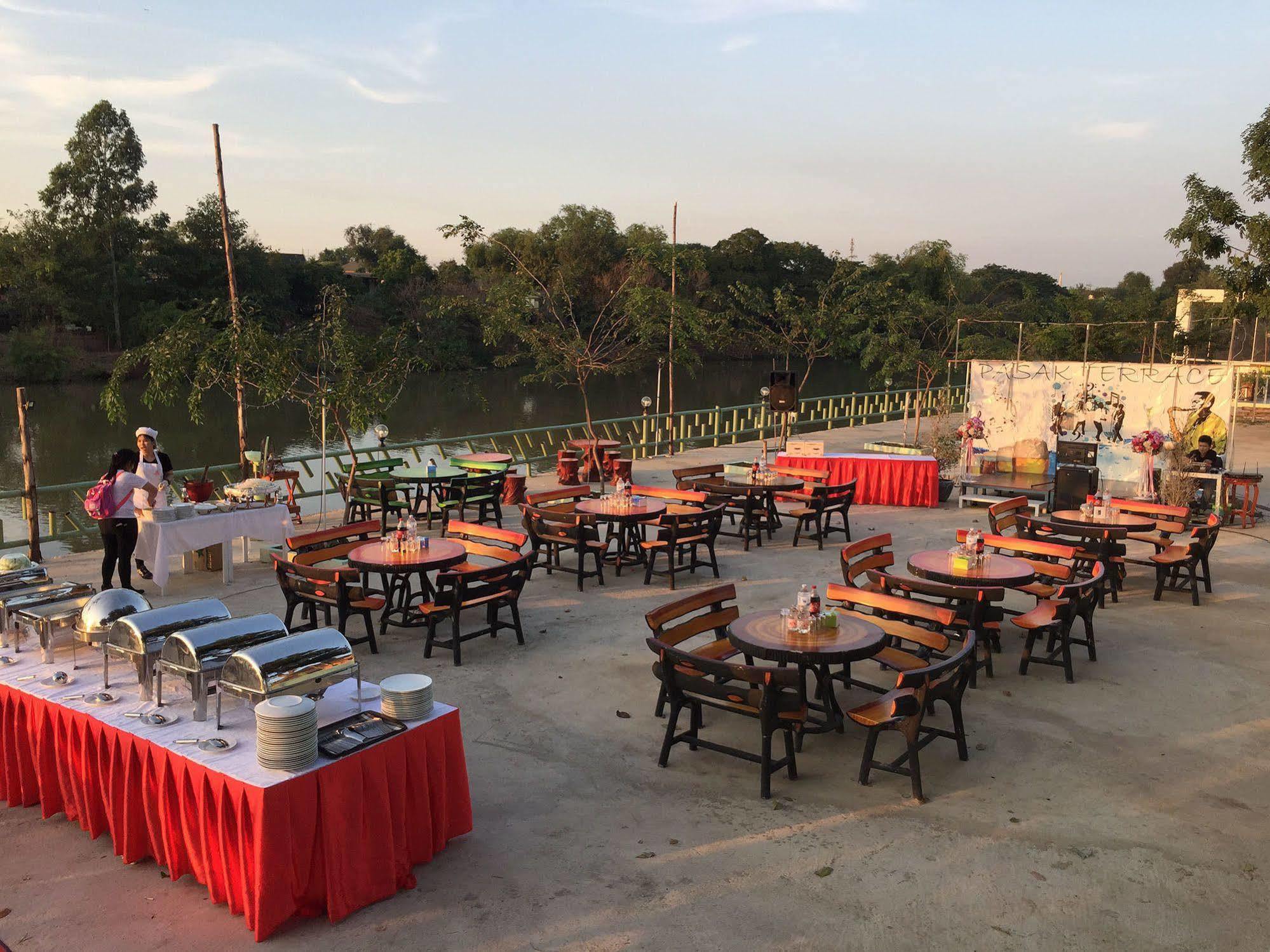 Toh Buk Seng Ayutthaya Hotel Zewnętrze zdjęcie